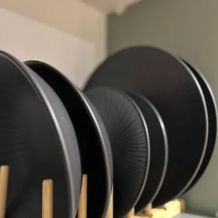 Apartament 7- A Chic Urban Hideaway, 10min Walk To Center