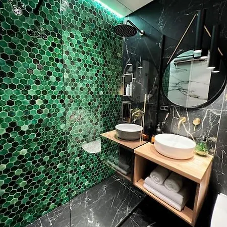 7- A Chic Urban Hideaway, 10min Walk To Center * Temeşvar